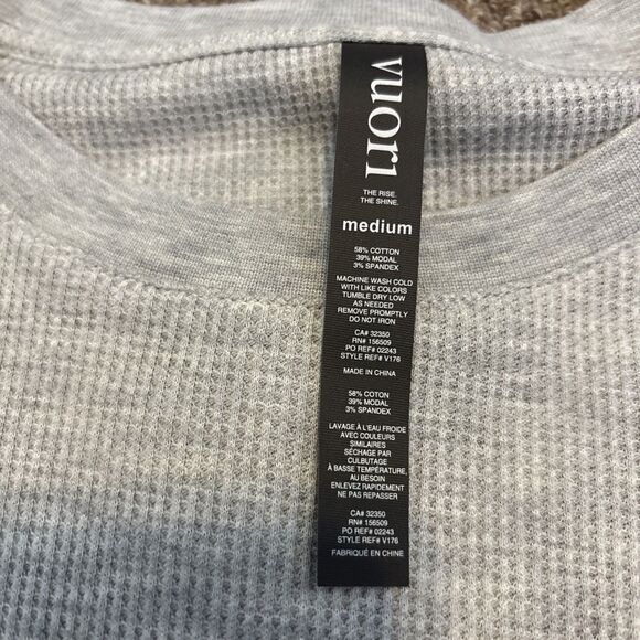 Vuori Shirt Mens Medium Gray Long Sleeve Waffle Knit Crewneck Pullover - Picture 6 of 7